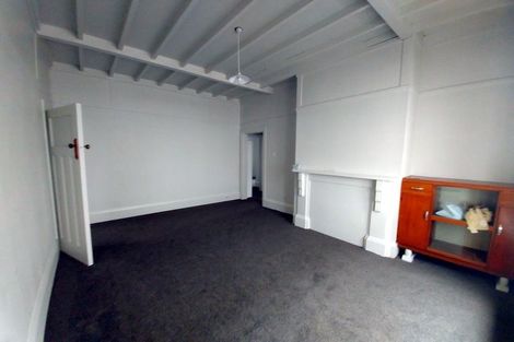 Photo of property in 8 Roxburgh Grove, Petone, Lower Hutt, 5012