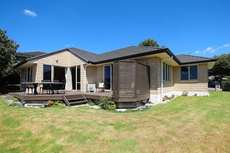 Photo of property in 75 Kinloch Drive, Bethlehem, Tauranga, 3110