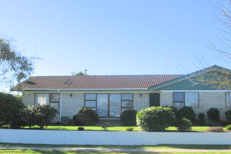 Photo of property in 146 Totara Drive, Pukete, Hamilton, 3200