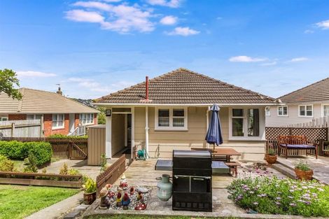Photo of property in 34 Dimock Street, Titahi Bay, Porirua, 5022