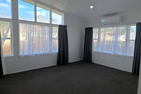 Photo of property in 21a Oregon Drive, Maoribank, Upper Hutt, 5018