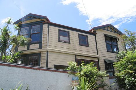 Photo of property in 12 North Terrace, Kelburn, Wellington, 6012