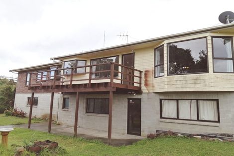 Photo of property in 36 Parr Terrace, Castor Bay, Auckland, 0620