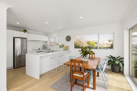 Photo of property in 30 Edgecumbe Road, Tauranga, 3110