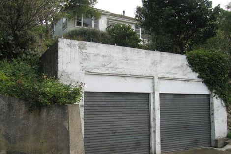 Photo of property in 6 Kitchener Terrace, Johnsonville, Wellington, 6037