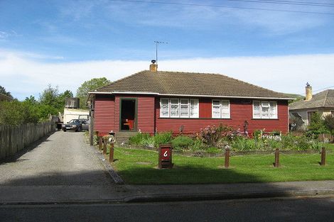 Photo of property in 6 Carroll Street, Cheviot, 7310