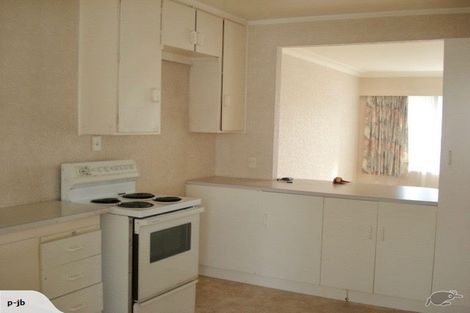 Photo of property in 2/71 Mount Smart Road, Onehunga, Auckland, 1061