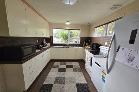 Photo of property in 14 Yarrow Place, Papakowhai, Porirua, 5024