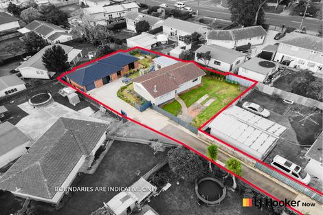 Photo of property in 52 Hobart Crescent, Wattle Downs, Auckland, 2103