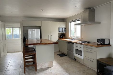 Photo of property in 1 Raglan Street, Ahuriri, Napier, 4110