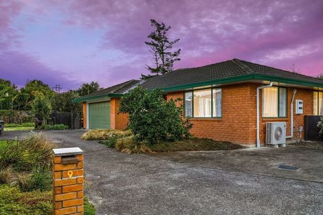 Photo of property in 9 Swanson Oaks, Swanson, Auckland, 0612
