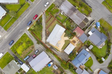 Photo of property in 76 Hampden Street, Picton, 7220