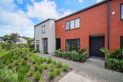 Photo of property in 4d Treasury Place, Onehunga, Auckland, 1061