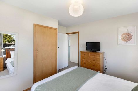 Photo of property in 77 Farquhars Road, Redwood, Christchurch, 8051