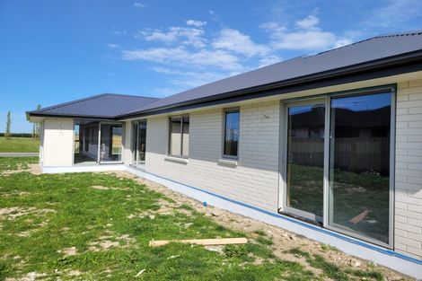 Photo of property in 49 Suffolk Drive, Kirwee, 7571