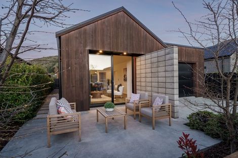 Photo of property in 5 Lorne Street, Lake Hayes, Queenstown, 9304