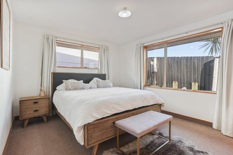 Photo of property in 267a Lake Terrace Road, Shirley, Christchurch, 8061