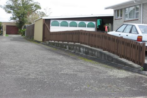 Photo of property in 11 Kowhai Street, Inglewood, 4330