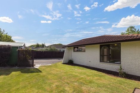 Photo of property in 35 Karnak Crescent, Russley, Christchurch, 8042