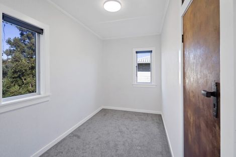Photo of property in 359 Saint Aubyn Street, Moturoa, New Plymouth, 4310