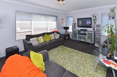Photo of property in 1/9 Elizabeth Street, Papakura, 2110