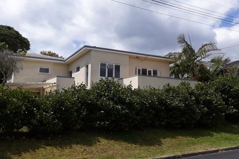 Photo of property in 1/20 Philson Terrace, Browns Bay, Auckland, 0630