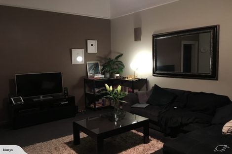 Photo of property in 210 Tinakori Road, Thorndon, Wellington, 6011