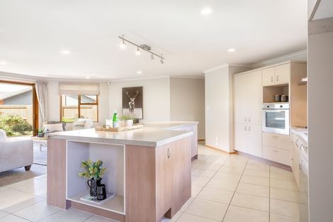 Photo of property in 12 Tarrango Way, Rototuna, Hamilton, 3210