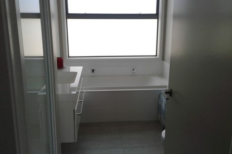 Photo of property in 28 Saint Pauls Drive, Brookfield, Tauranga, 3110