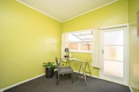 Photo of property in 754 Tremaine Avenue, Palmerston North, 4414