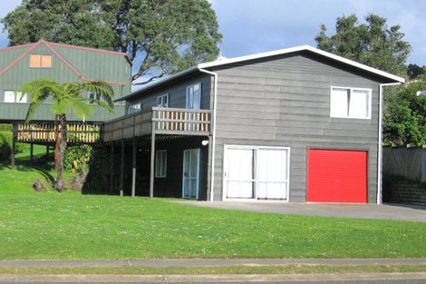 Photo of property in 126 Onemana Drive, Onemana, Whangamata, 3691