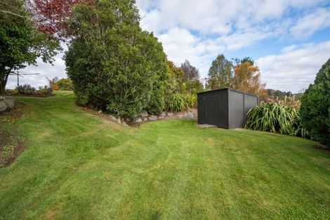 Photo of property in 63 Loch Views Road, Acacia Bay, Taupo, 3385