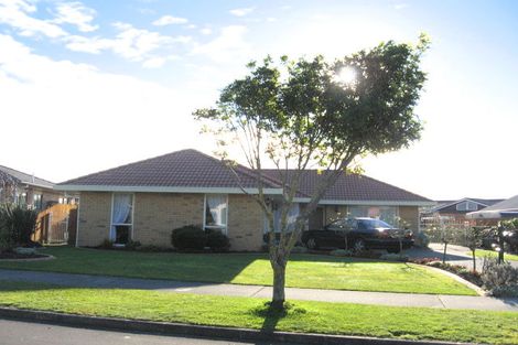 Photo of property in 36 Tington Avenue, Wattle Downs, Auckland, 2103