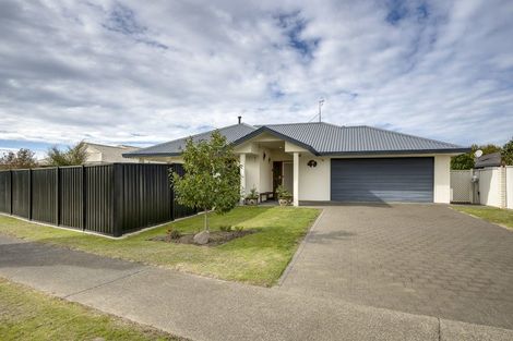 Photo of property in 8 Gresham Place, Taradale, Napier, 4112