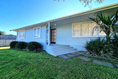 Photo of property in 110 Lancaster Road, Beach Haven, Auckland, 0626