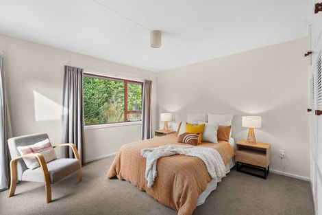 Photo of property in 37 Burnside Crescent, Burnside, Christchurch, 8053