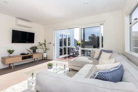 Photo of property in 5 Waitaki Way, Poraiti, Napier, 4112