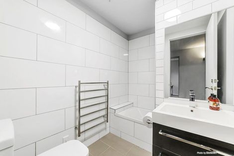 Photo of property in Detroit Apartments, 181 Tasman Street, Mount Cook, Wellington, 6021