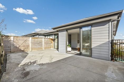 Photo of property in 27a Shrule Place, Huntington, Hamilton, 3210