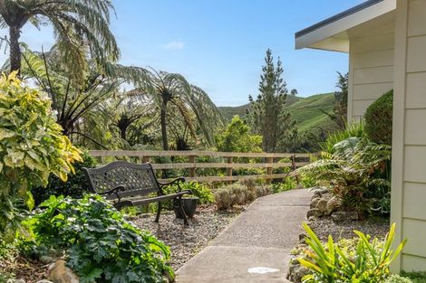 Photo of property in 132 Mangaone Road, Hautere, Otaki, 5582