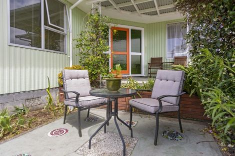 Photo of property in 9 Severn Place, Spotswood, New Plymouth, 4310