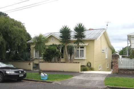 Photo of property in 93 Marsden Avenue, Mount Eden, Auckland, 1024
