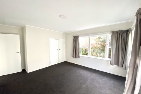 Photo of property in 27 Brunton Place, Glenfield, Auckland, 0629
