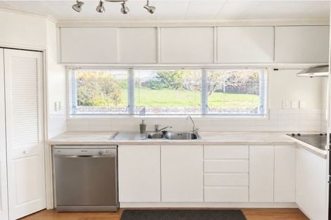 Photo of property in 172 Main Road South, Raumati South, Paraparaumu, 5032