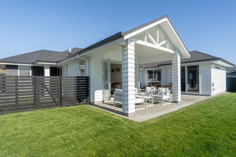 Photo of property in 4 Korokia Way, Richmond Heights, Taupo, 3330