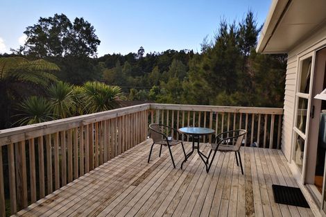 Photo of property in 13 Vandeleur Avenue, Birkdale, Auckland, 0626