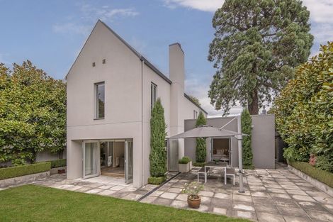 Photo of property in 51 Glandovey Road, Fendalton, Christchurch, 8052