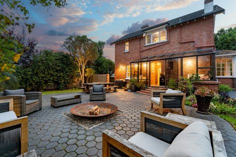 Photo of property in 11 Ings Avenue, Saint Clair, Dunedin, 9012