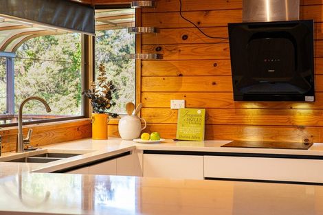 Photo of property in 12 Channing Crescent, Botany Downs, Auckland, 2010