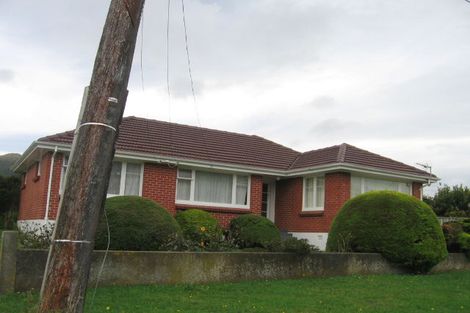Photo of property in 19 Coates Street, Tawa, Wellington, 5028